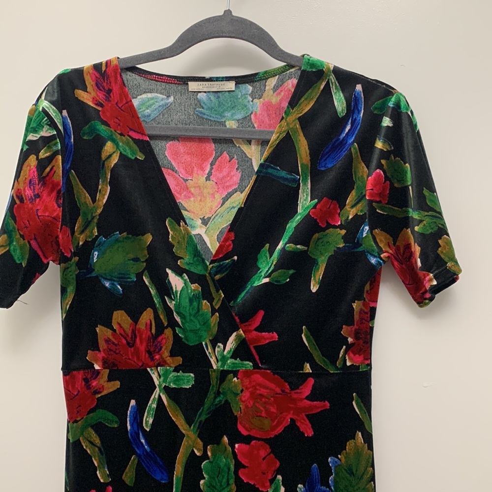 Zara -beautiful dress